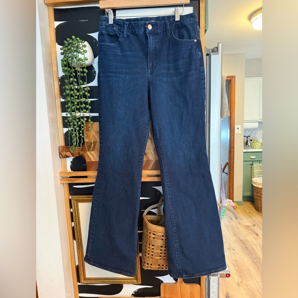 Express Dark Wash High Rise Flare Jeans Ultra Hyper Stretch Size L